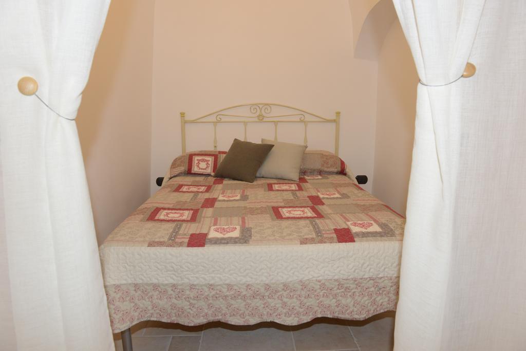 Trullo Dimora Di Giorgia Villa อัลเบโรเบลโล ภายนอก รูปภาพ